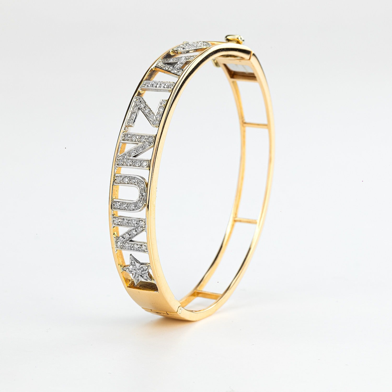 Privy Bracelet